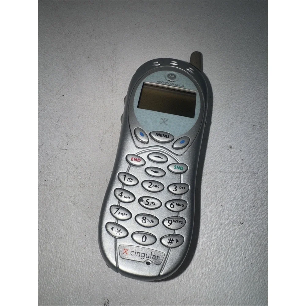 Motorola V120e Vintage - No Sim Card - CDMA, Untested , No Power Cord